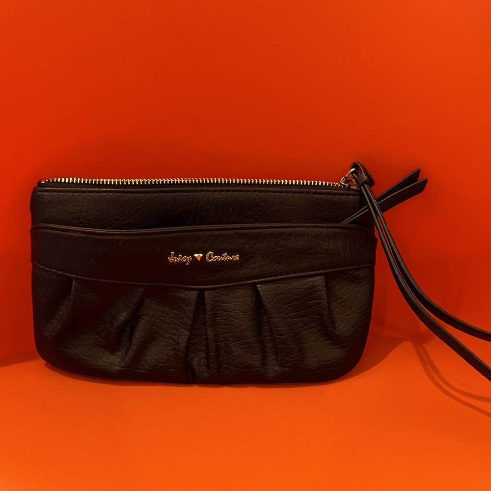 Juicy Couture wristlet